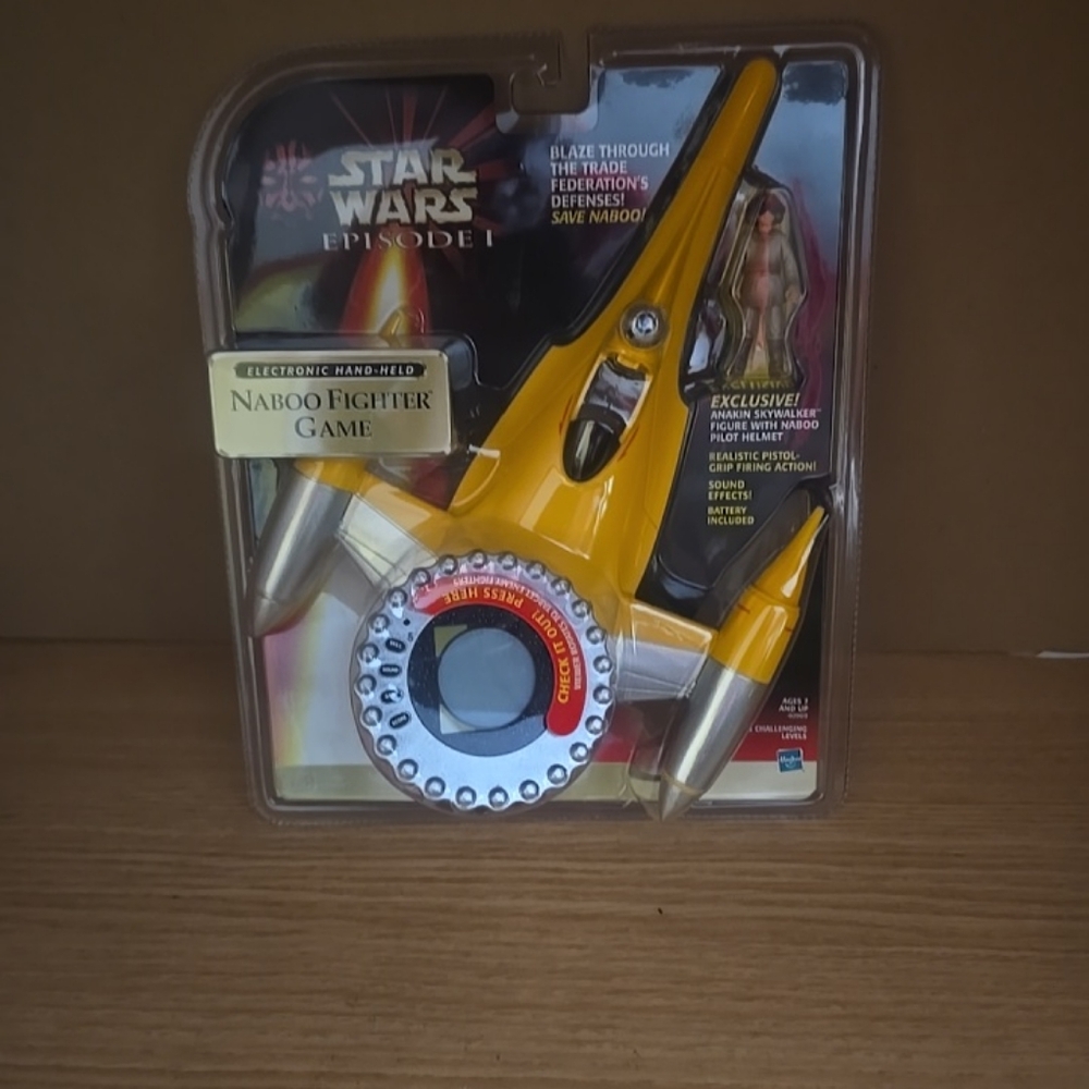 Naboo Fighter Game Electronic 1999 STAR WARS Episode 1 With Anakin Skywa…